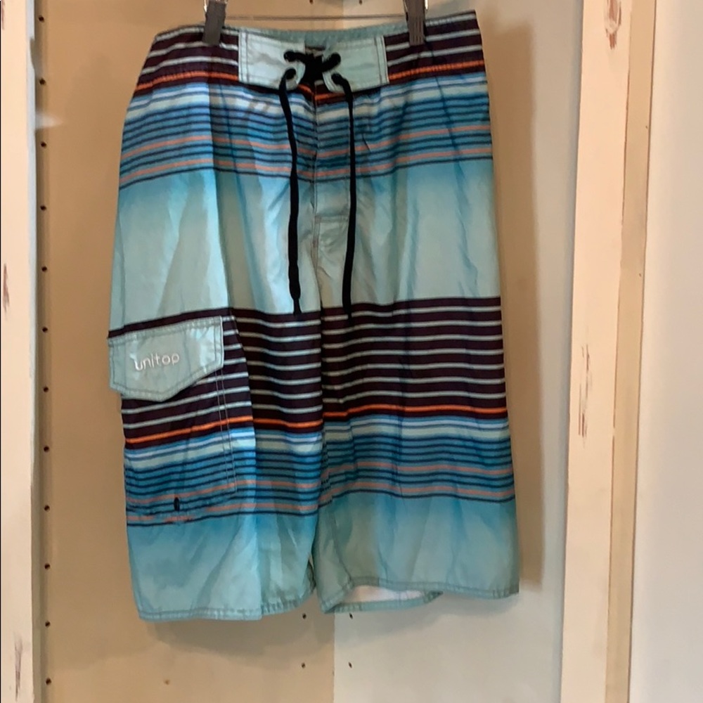 Unitop Mens Swim Trunks/ Beach Surfing Shorts